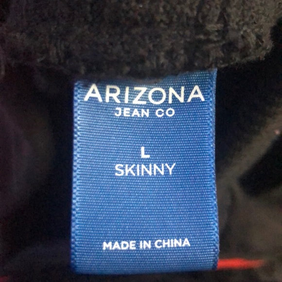 Large Drawstring Jeans - Picture 3 of 3